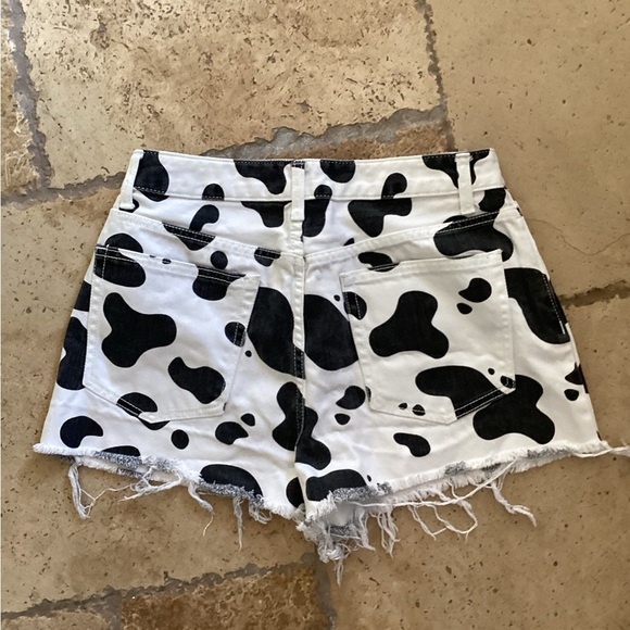 Forever 21 Cut-Off Shorts Women's Size L White-Black High Rise Raw Hem 5-Pocket - Picture 2 of 3